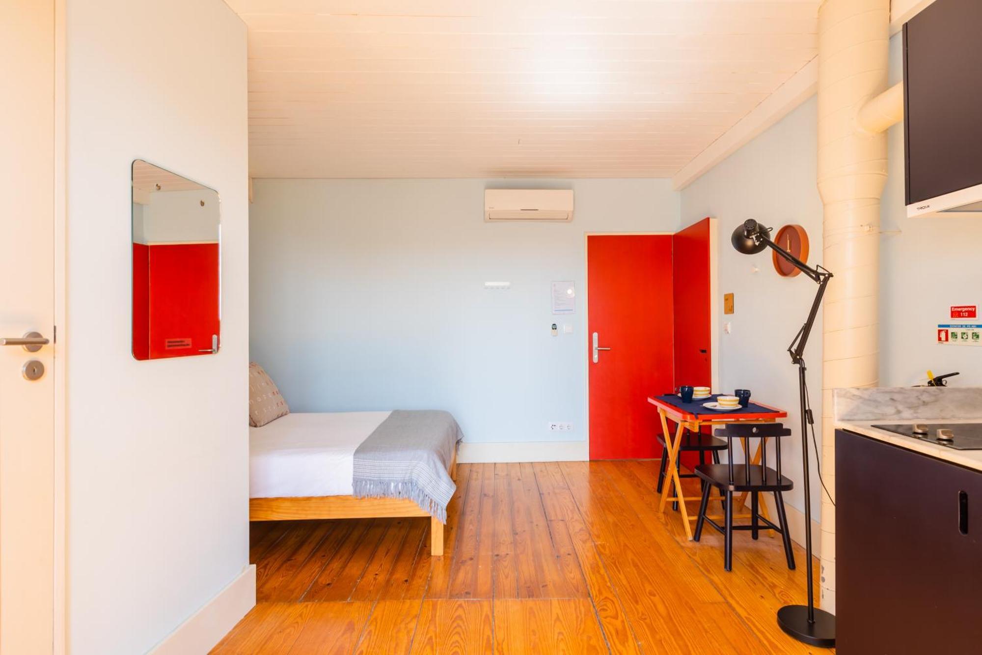Victoria Studios @ Clerigos Porto Room photo